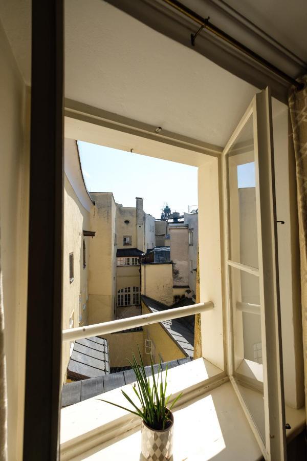 Goldgasse Apartments De Luxe ซาลซ์บูร์ก ภายนอก รูปภาพ