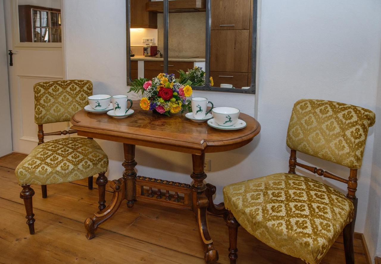 Goldgasse Apartments De Luxe ซาลซ์บูร์ก ภายนอก รูปภาพ